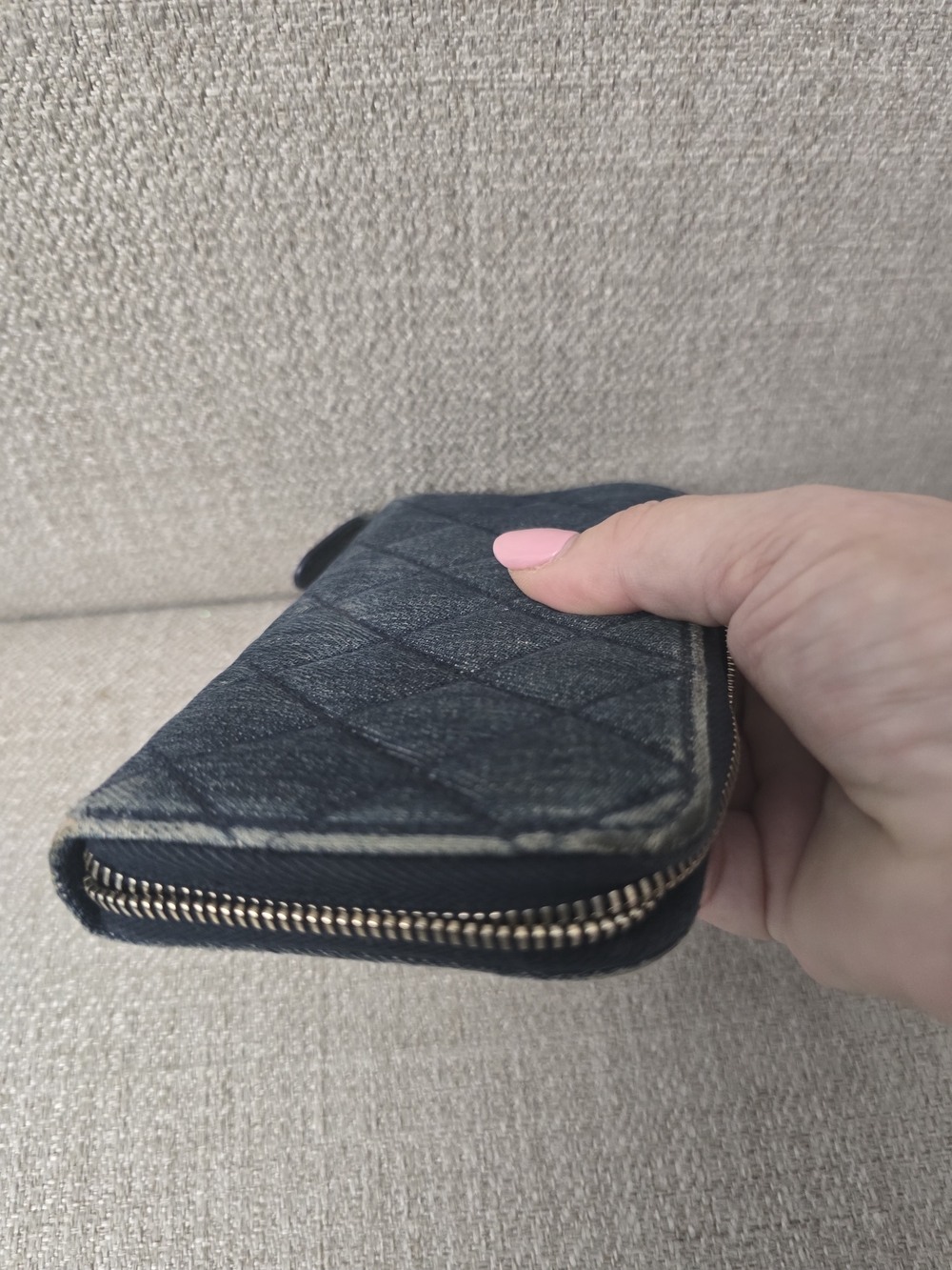 Authentic CHANEL 2.55 Quilted Denim Zip-Around Wallet – Great Condition - Picture 4 of 11